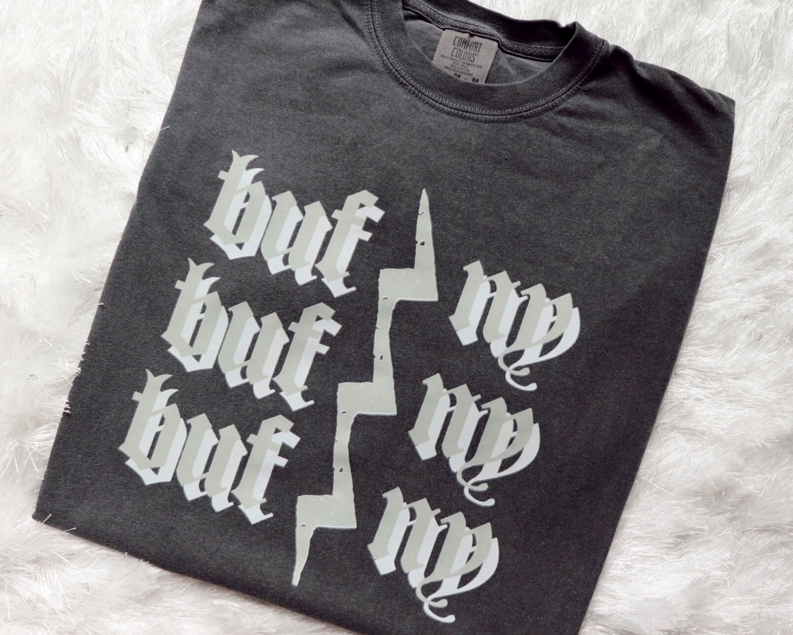 LoungeShop_tee.jpg
